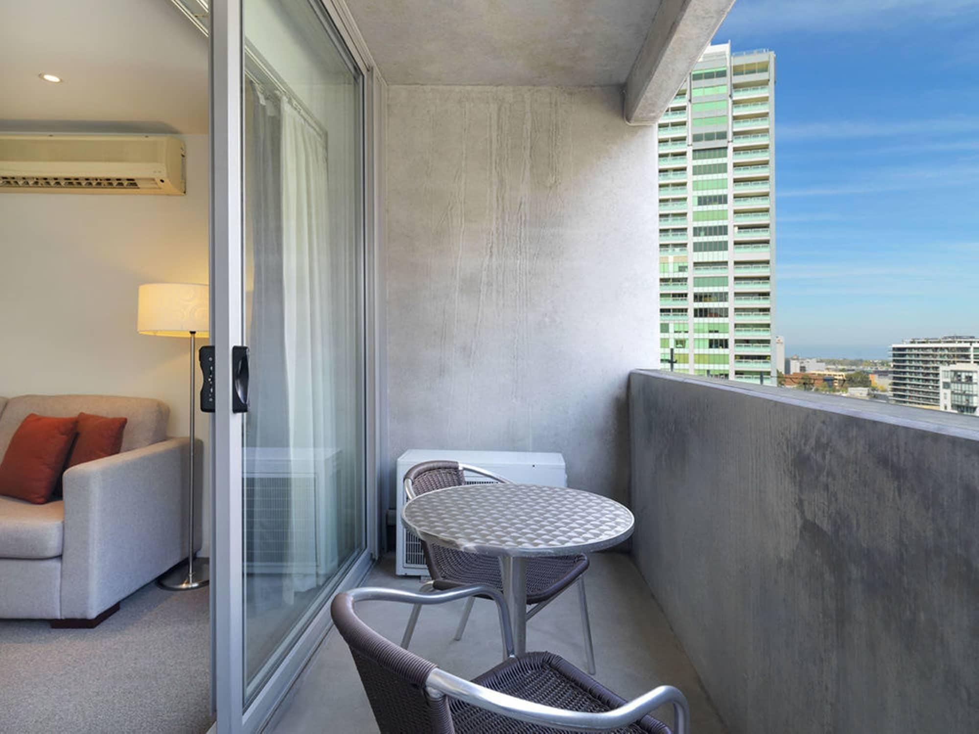 Quest On Dorcas Aparthotel Melbourne Exterior foto